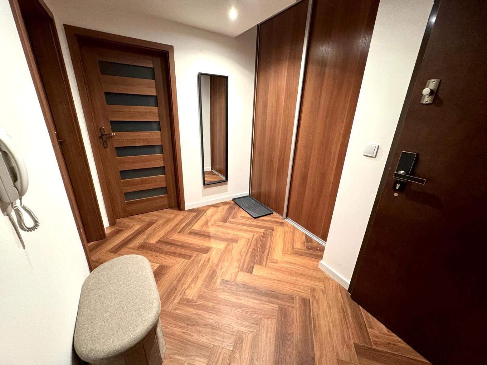 Apartment Bajeczny 87 - 5 Min To Tauron Arena Cracow - Beside The Vistula River *