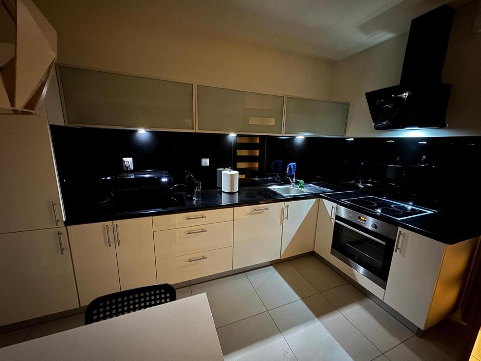 Bajeczny 87 - 5 Min To Tauron Arena Cracow - Beside The Vistula River Apartment Krakow